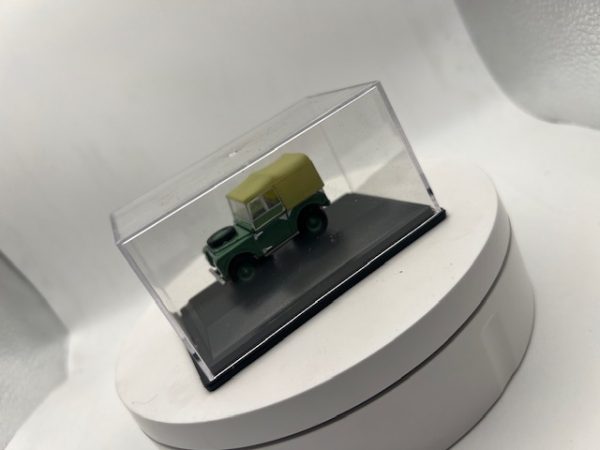 Series 1 Green / Series 1 80" HUE 166 Diecast Model - Image 9