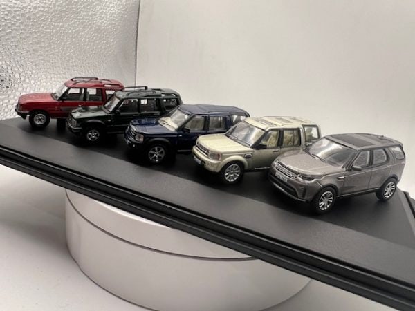 Land Rover Discovery 5 Piece Diecast Model Set